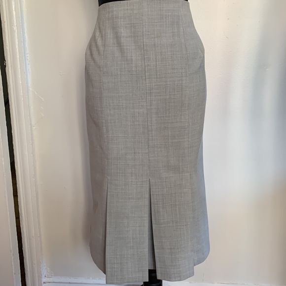 EXPRESS Midi Skirt - Picture 3 of 8